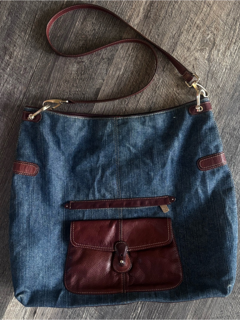 Vintage 90s Liz Claiborne Denim & Leather Crossbody Hobo Messenger Bag - Picture 3 of 5